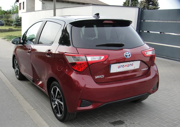 Toyota Yaris cena 39800 przebieg: 44000, rok produkcji 2020 z Suchowola małe 211